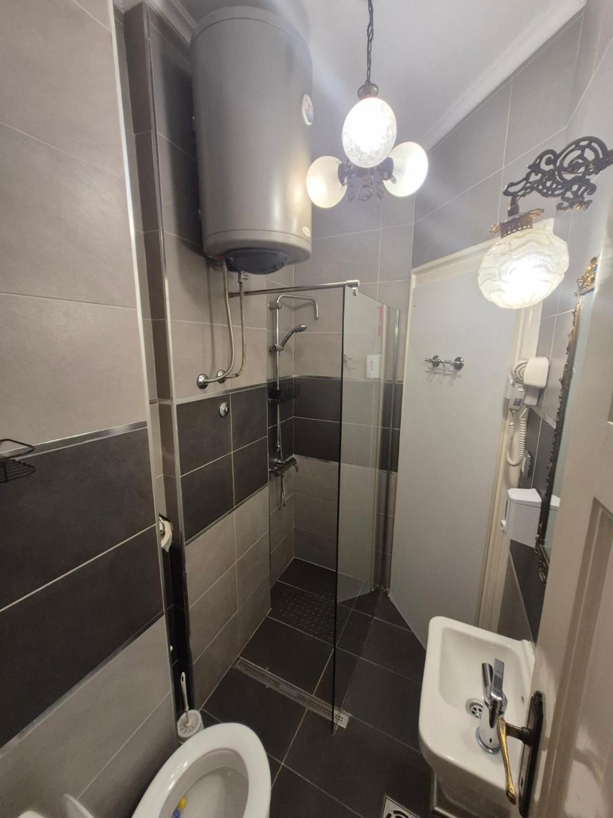 Authentic Belgrade Centre Apartments For Large Groups, Republic Square - Up To 47 People In 5 Apartments Cameră foto
