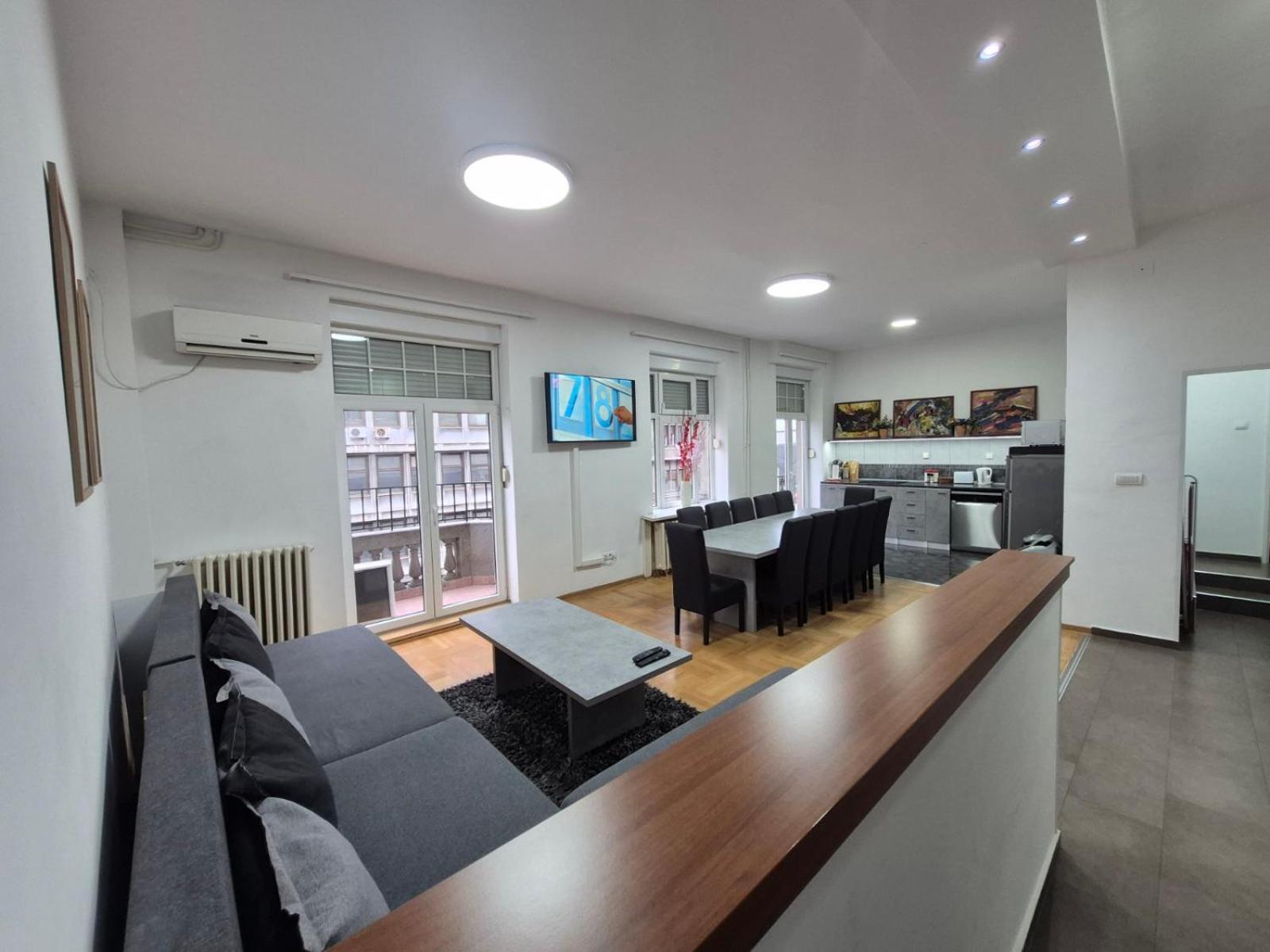 Authentic Belgrade Centre Apartments For Large Groups, Republic Square - Up To 47 People In 5 Apartments Cameră foto