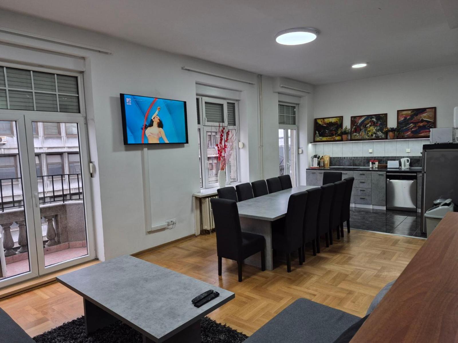 Authentic Belgrade Centre Apartments For Large Groups, Republic Square - Up To 47 People In 5 Apartments Cameră foto