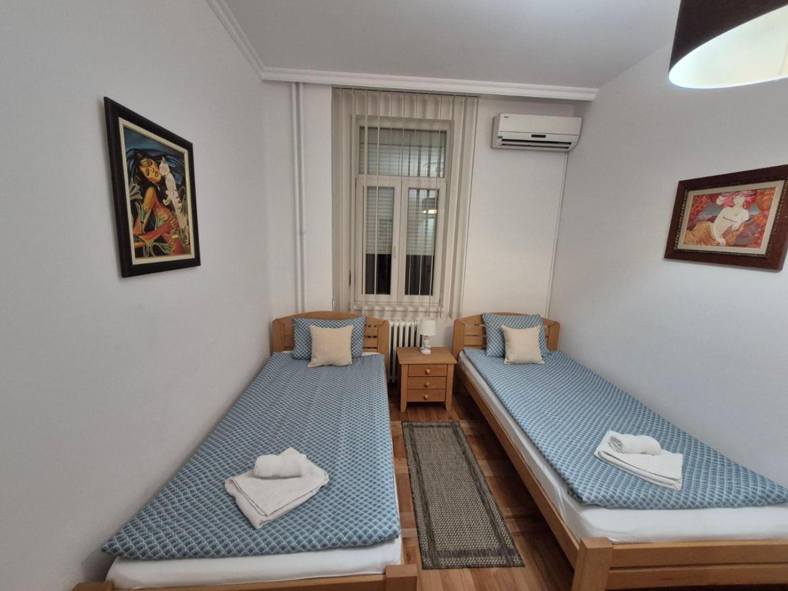 Authentic Belgrade Centre Apartments For Large Groups, Republic Square - Up To 47 People In 5 Apartments Cameră foto