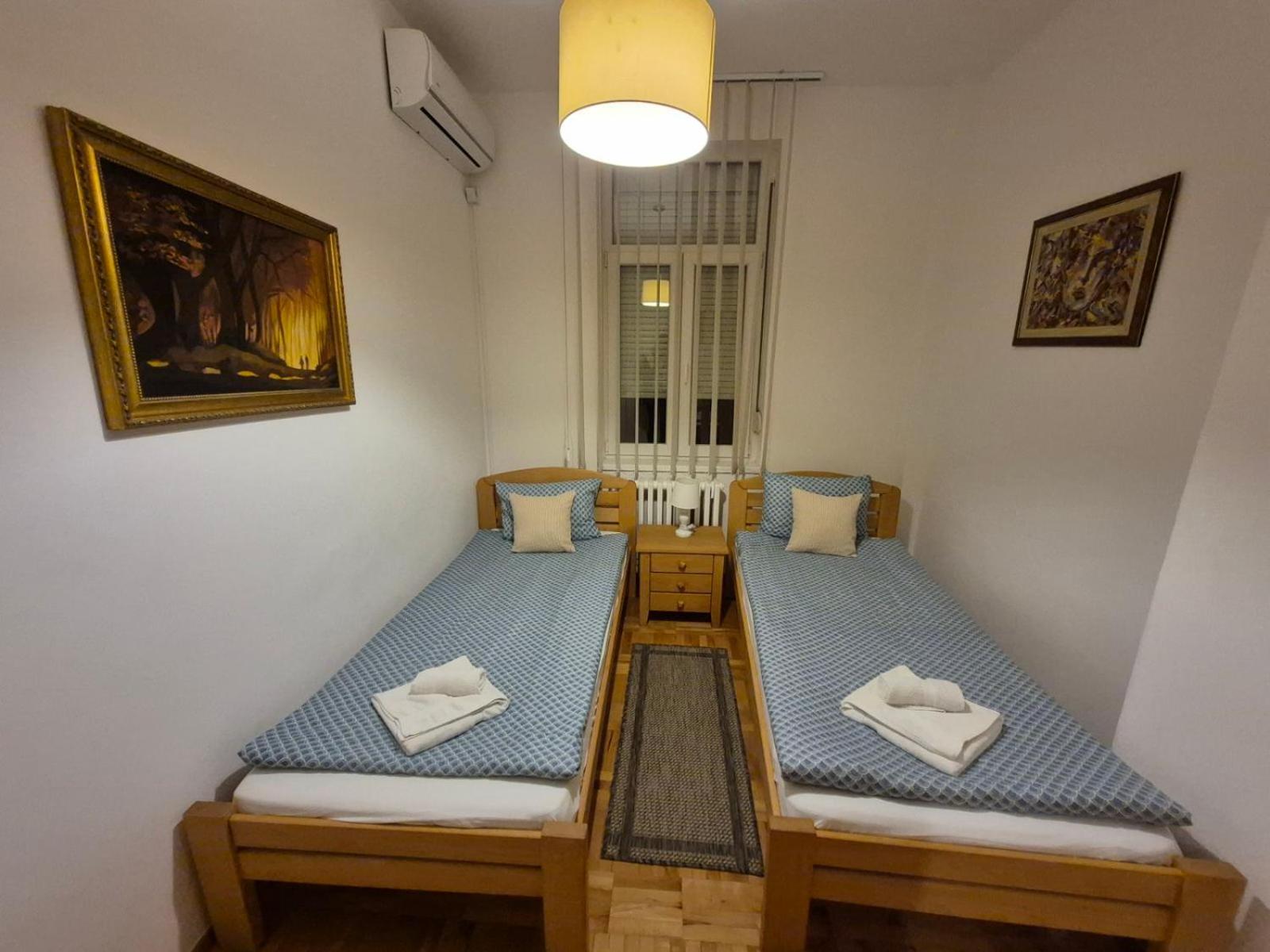 Authentic Belgrade Centre Apartments For Large Groups, Republic Square - Up To 47 People In 5 Apartments Cameră foto
